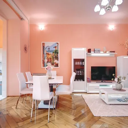 Aleksandra Apartment Pula